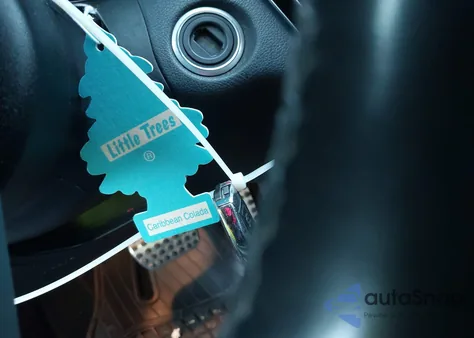 2017 Mercedes C300 из США, поврежденный, VIN 55SWF4AB9HU205391